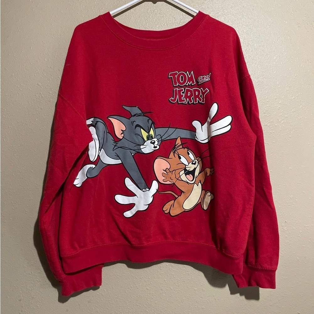 Tom and Jerry Graphic Red Pullover Crewneck Sweatshirt Youth XL (15-17)